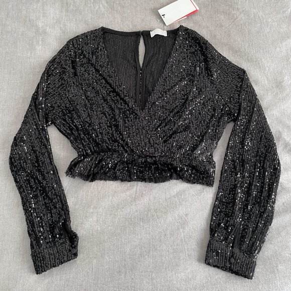 Sheer Sequin Ruffle Hem Crop Top | Q2 - Picture 3 of 5